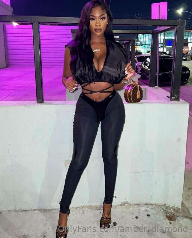 😘