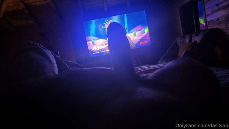 Watch a movie on netflix? 🎬