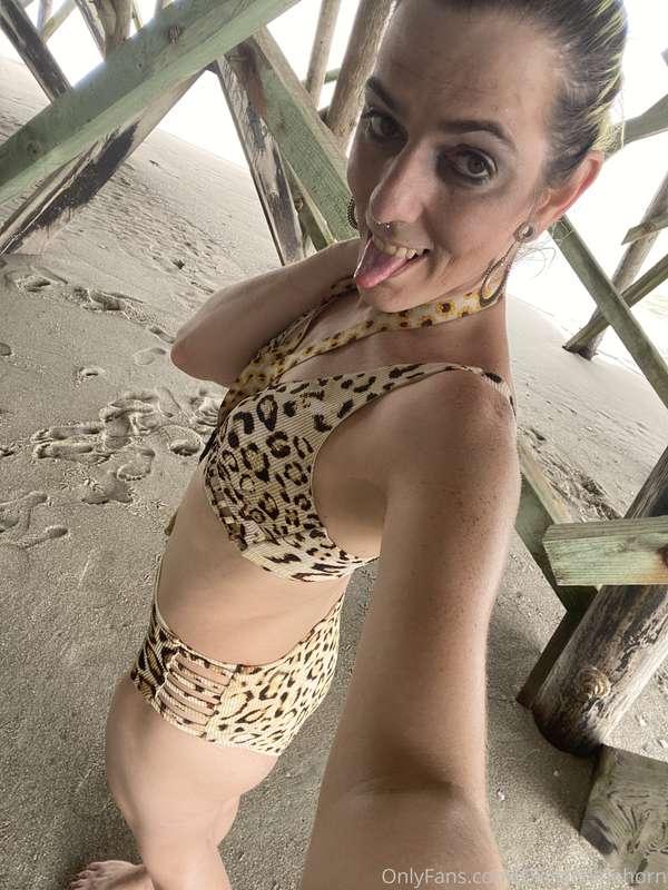OMG had a blast on the beach trip good food nothing but beau..