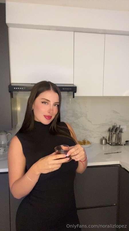 here’s some tea: u’re thinking about me now, aren’t u?😏