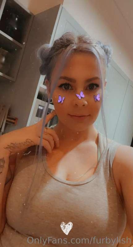 😘