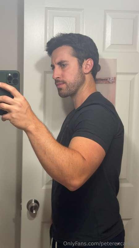 Happy Friday to the fans. Y’all are the best! Now open wide ..