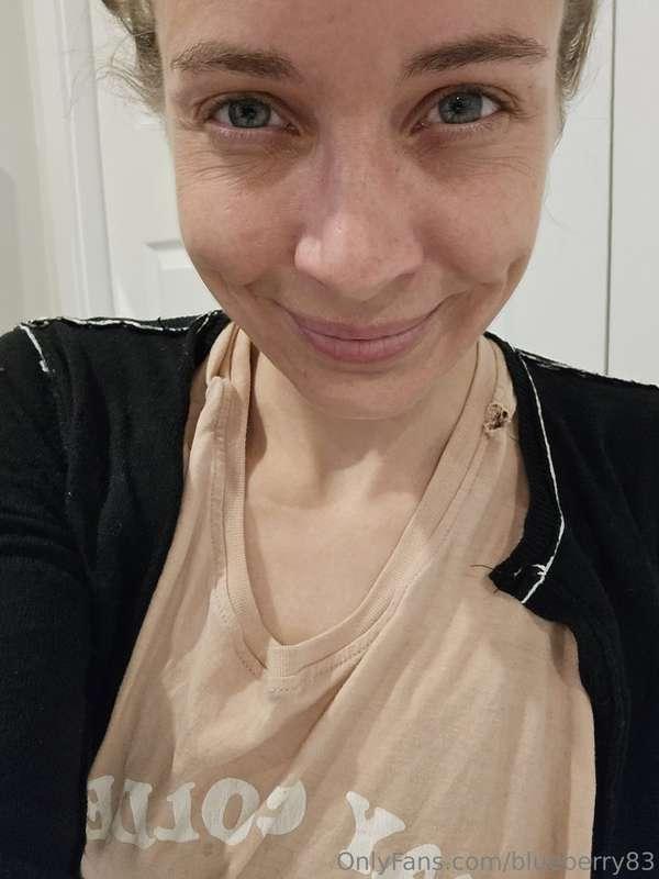 I'm starting ovulation if any of you want to buy panties ☺️😈..