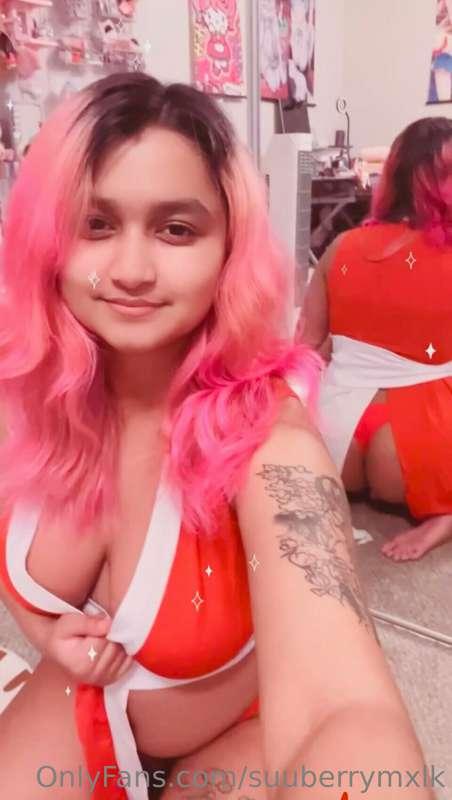 Aight stinkies, here’s to my cosplay arc
First pic in this a..