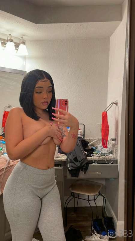 yall miss me? 😘 finna get back active