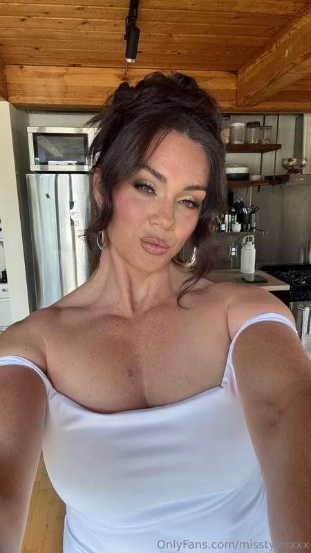 Feeling cute today 🥰