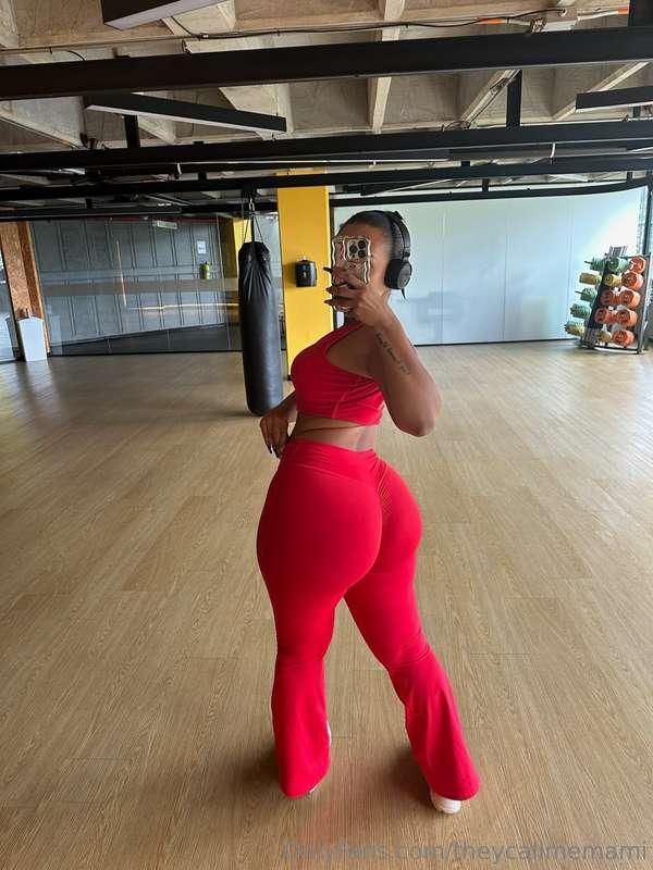 It's never to late to get those gains! 🏋🏽‍♀️