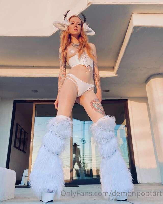 sexy satyr! 🐐🤍 one of my looks for the sex party this weeken..