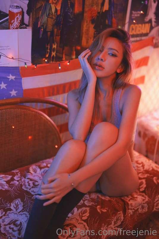 More sexy uncensored > @ajeniejah