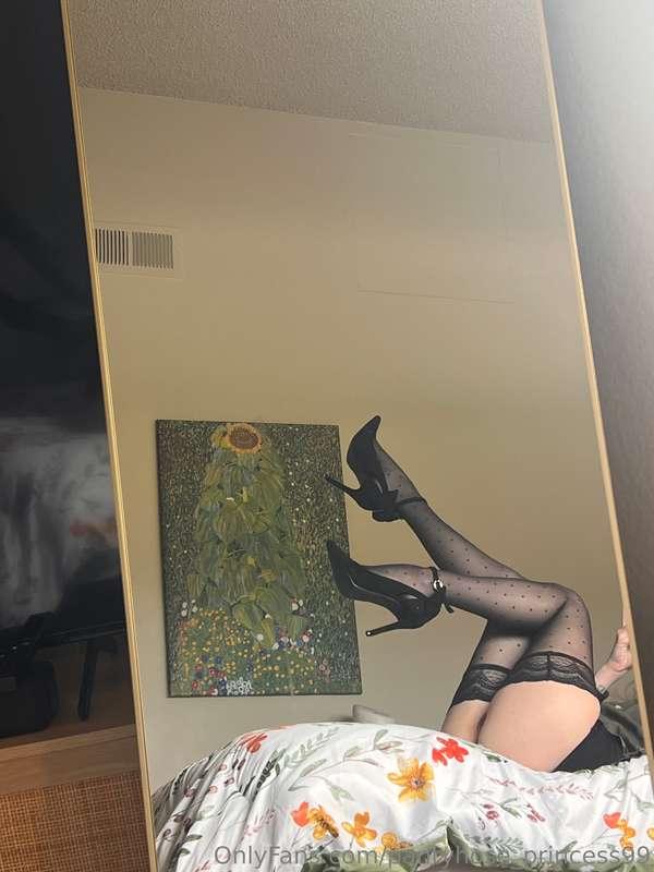 pantyhose_princess99 image #1