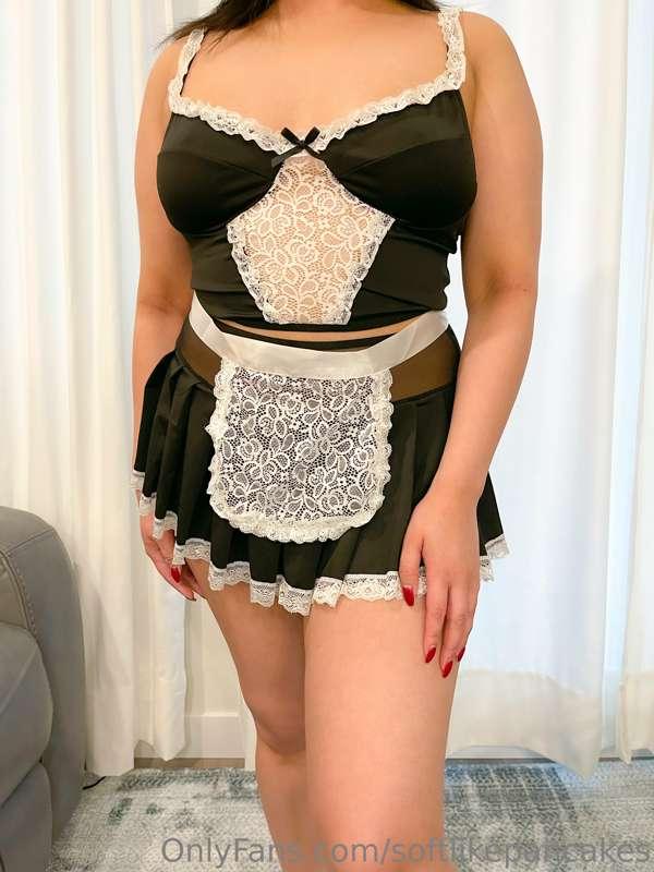 Would you hire me to be your maid? 😁