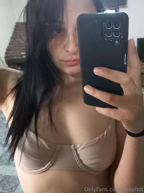 My fingers are not enough, I need a good cock!! Can you help..
