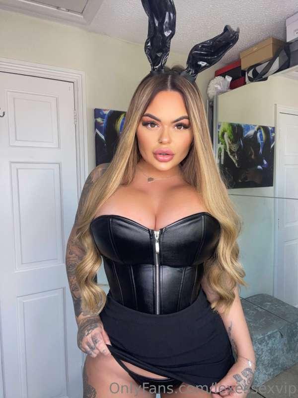 Leather bunny 🖤