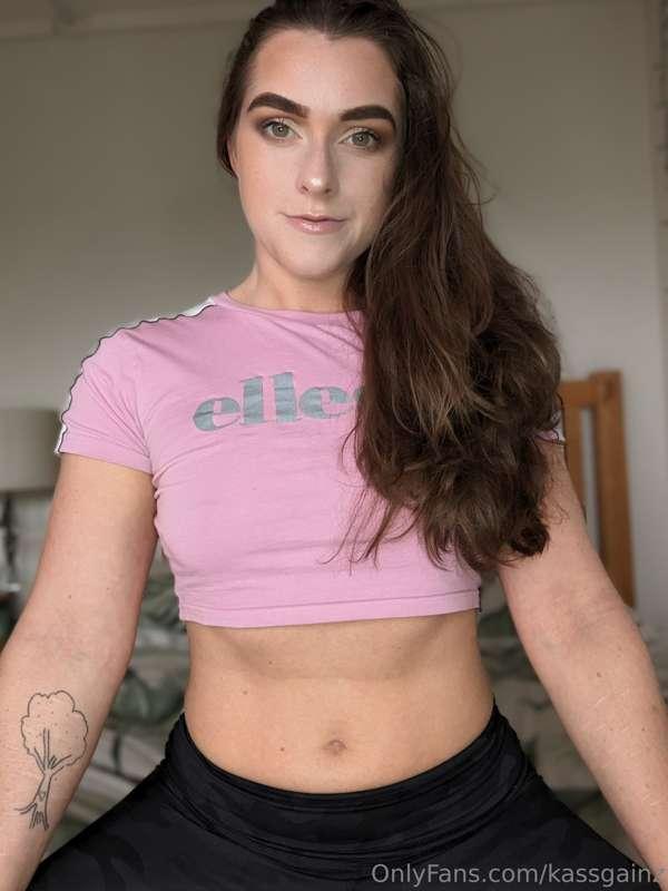 Swipe for a sexy surprise 😝
