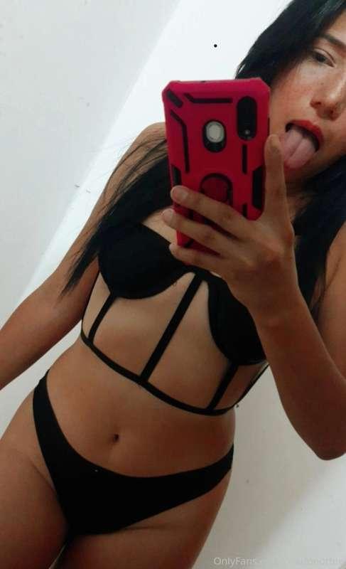 👅😈