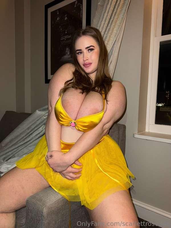 Nothing but Cute looks and naughty thoughts here :) Do you l..