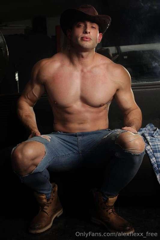 ## @EliseoantoniovazquezThe best STRIPPER SHOW 🎖️!!!🔥🔥ELÍSEO..