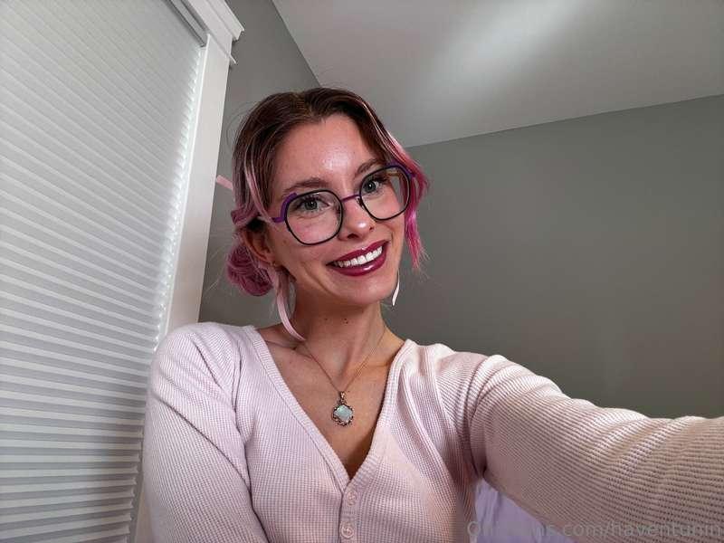 Who else is happy the weekend is here? 😄