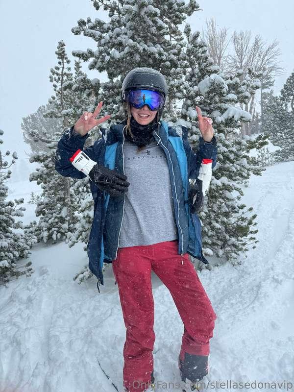 Ski season has begun!!!🥳⛷️🎉✨