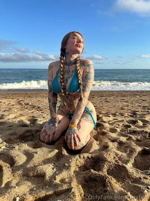 Feeling myself, overflowing with captivating charm. Are you ..