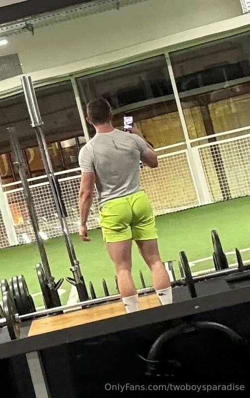Can I be your gym crush? 😈💪