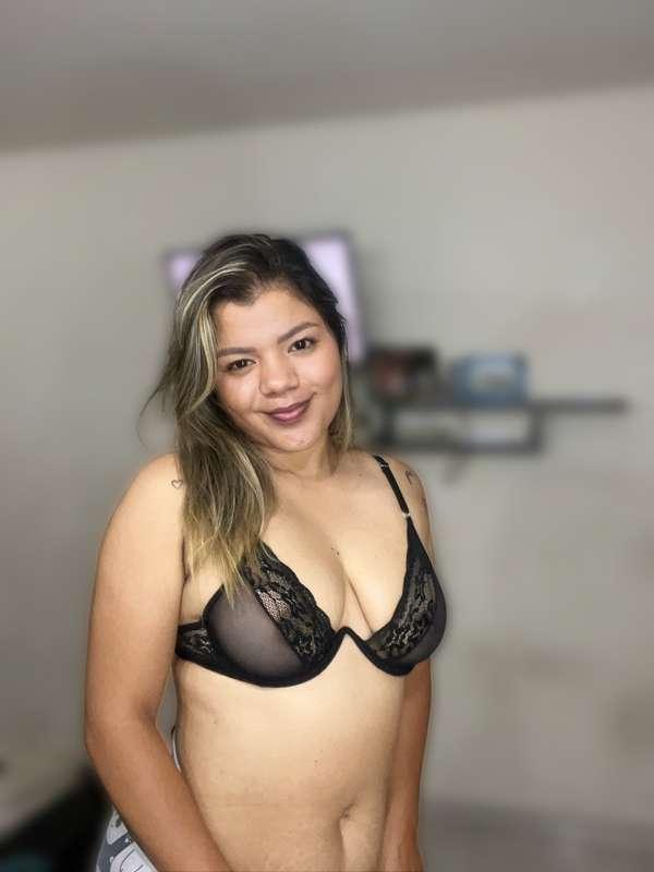 Just lovely me, wanna play?