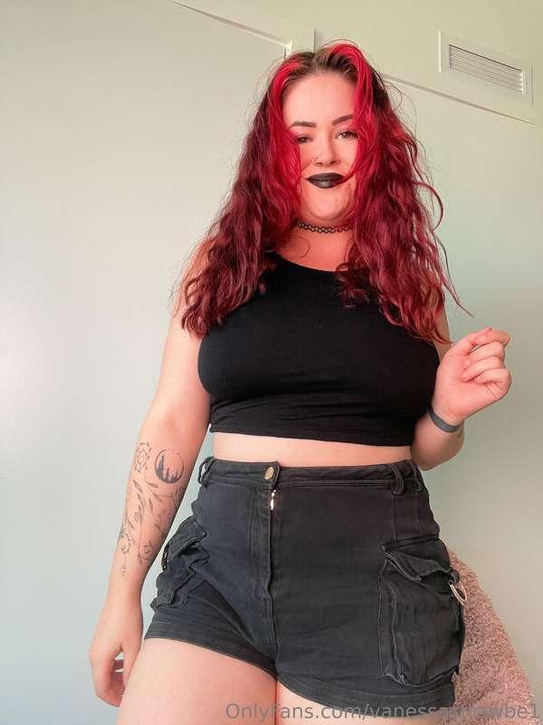 Vote on this weeks ONLYFANS EXCLUSIVE feed video 😈😈 (every w..
