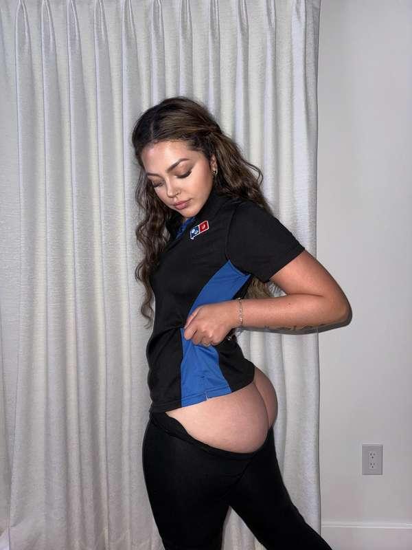 is my ass juicy enough for ya?? 🥰💕