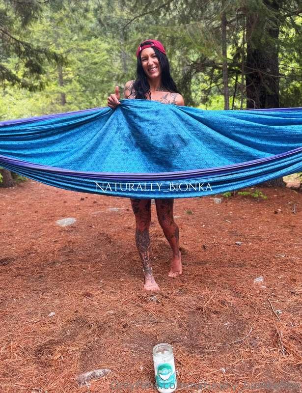 New squirt video in my hammock!! Scroll down to see it or ch..