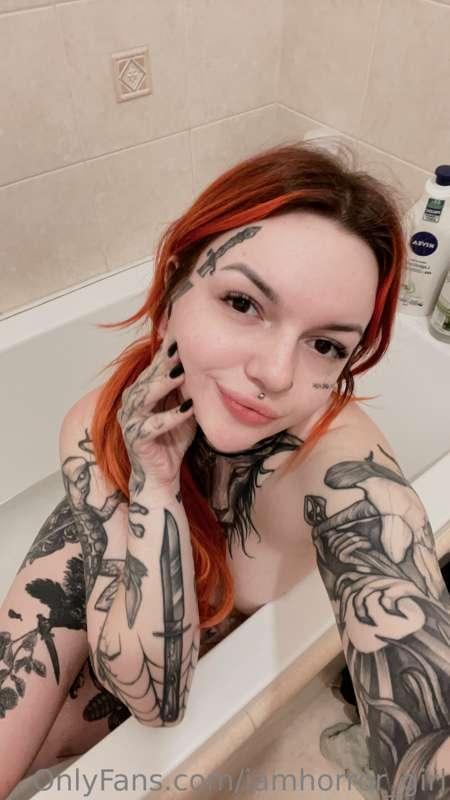 Would you like to take a bath together? 💦