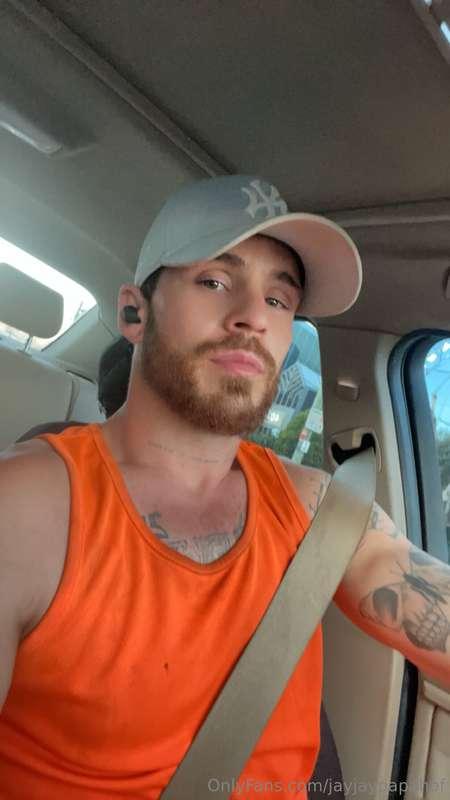 Who is horny ???? Dm me