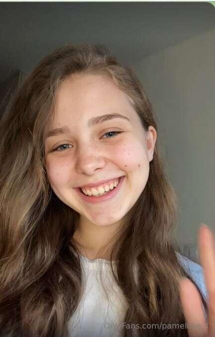 ## ❗️𝐅𝐑𝐄𝐄 🔞@daniella_sexy
🔞😈I am a very hot and athletic gir..