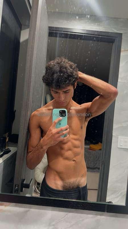 wanna start licking from top to bottom?😈