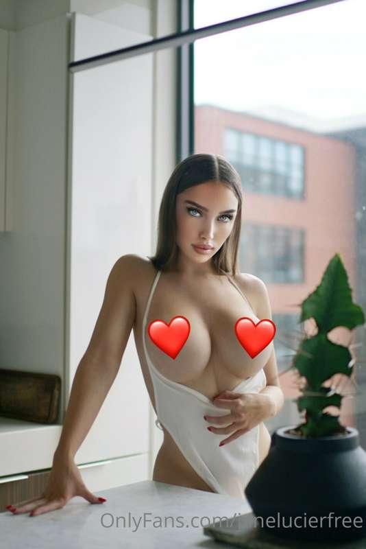 Good morning! How do you like your eggs? 🍳❤️