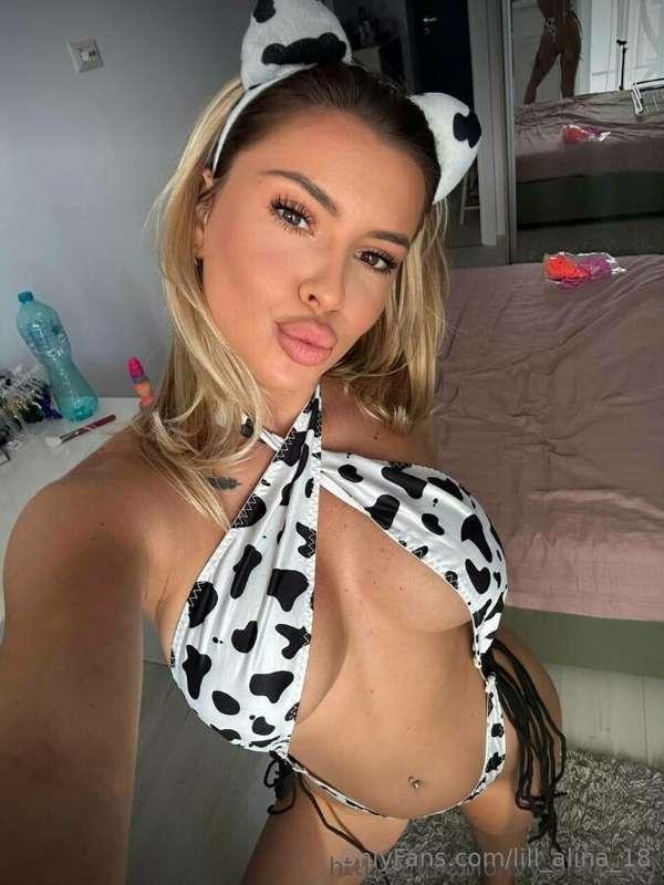 FREE SUBSCRIBE 😱🤯 @ivvyanne 💦Sexy, Horny & Busty 18 Y.O @ivv..