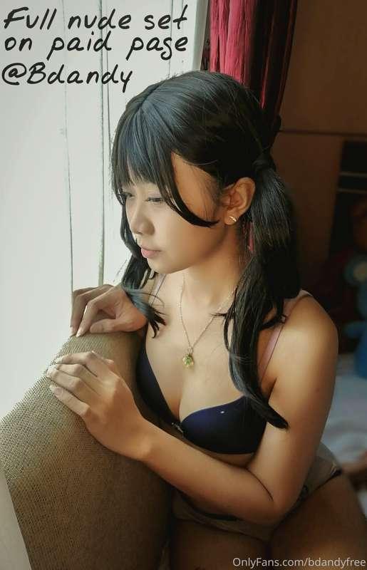 Full nude set available on paid page❤️
@belldandysg 
Https:/..