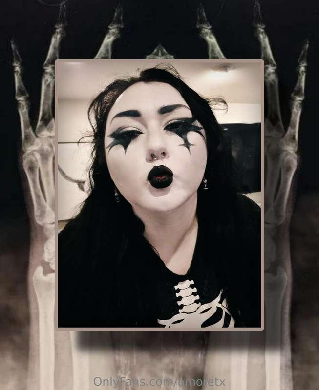 If you aren't following my horny on main VIP page wyd 💀 It's..