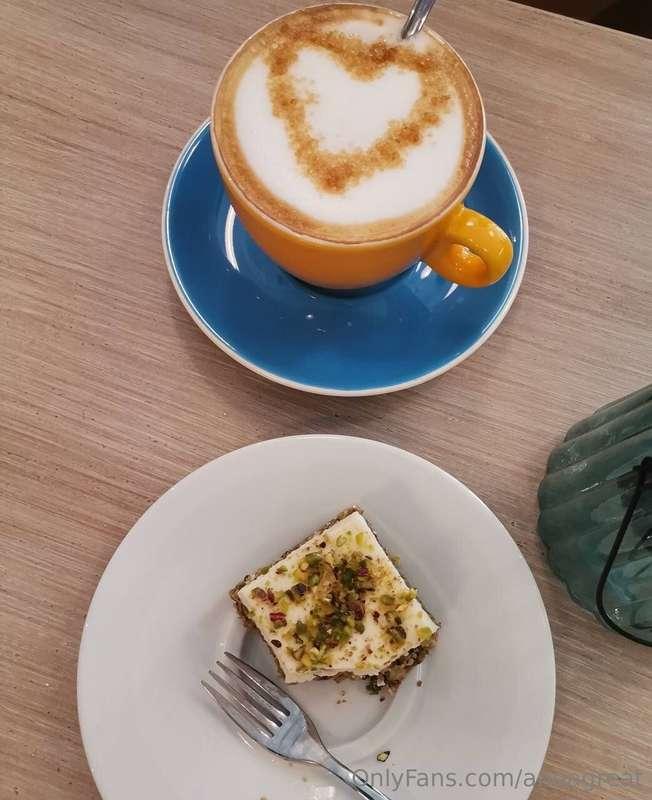 My humble and lovely breakfast:) will you tell me your plans..