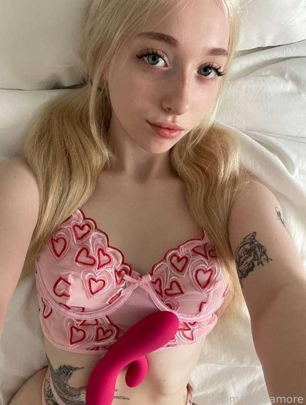 Message me🥵 I need you babe❤️❤️❤️

#fyp #ass #bigass #boobs #squirt #young #teen