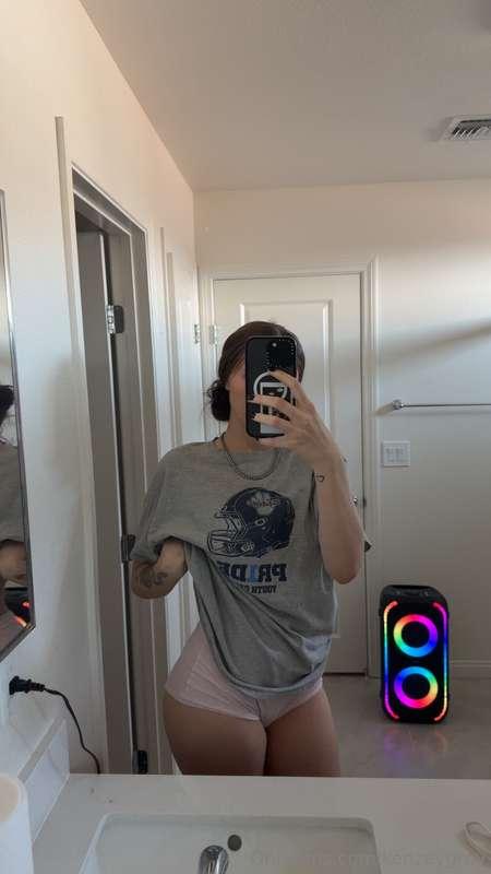 60% off my @kenzeygreyvip !! LIMITED SPOTS!! 😘😘😘😘