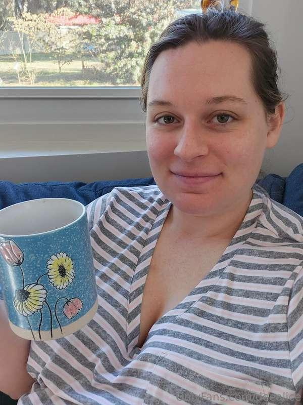Good morning! Happy Friday ✨️ 