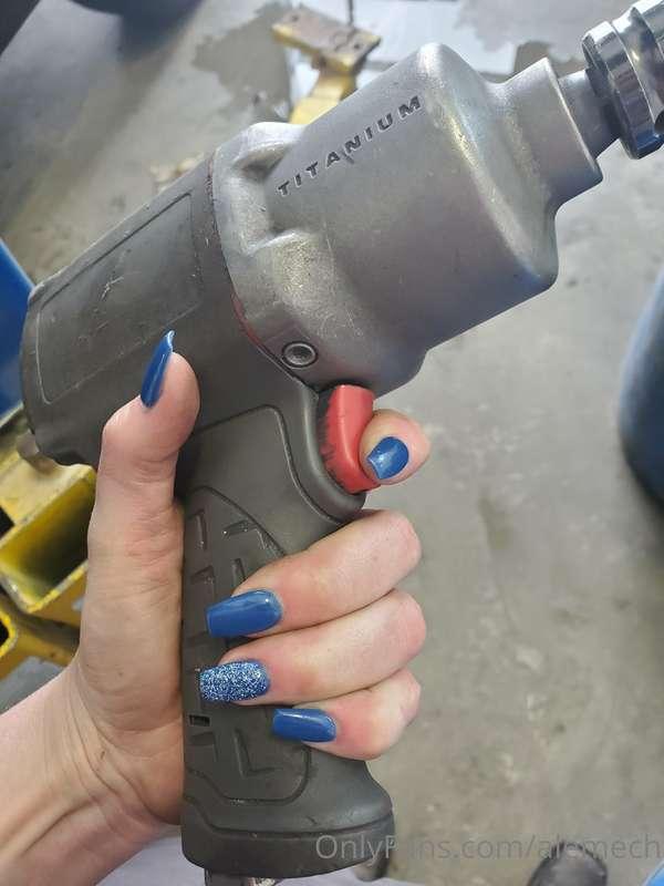 alemechfree image #0