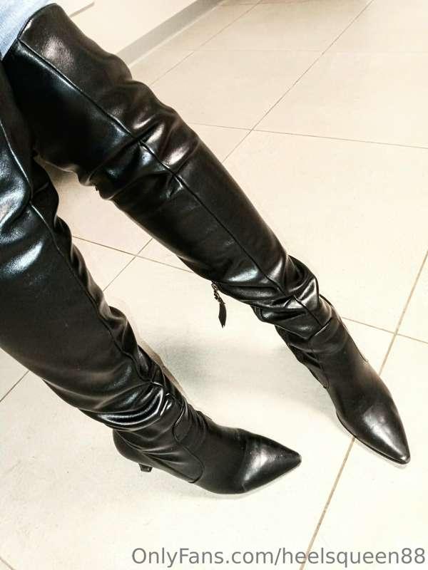 🤍🤍 over the knee leather boots 🤍🤍