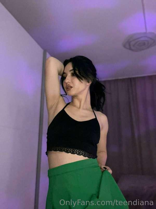 Should i just take off my clothes? 👀