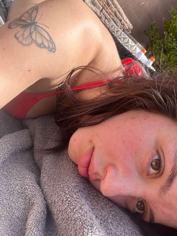Would you fuck me like this out here while I’m tanning?