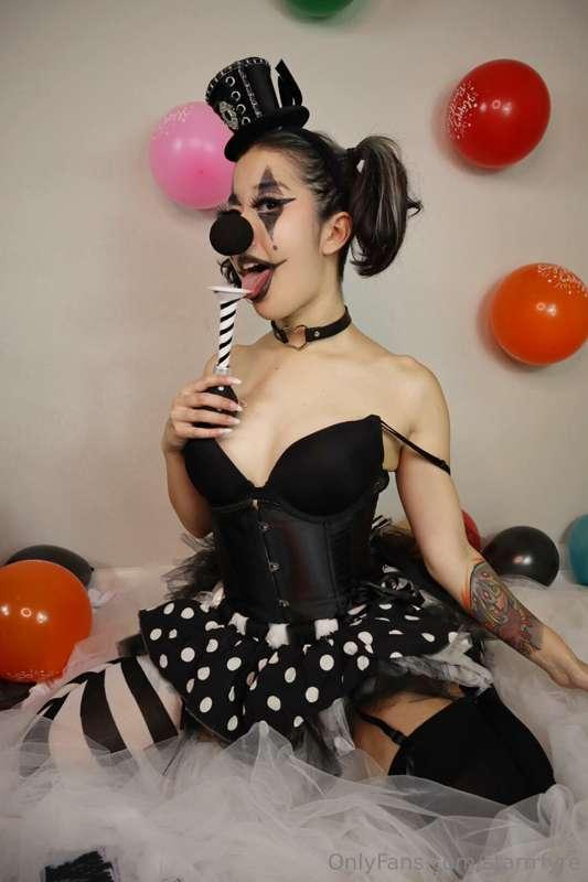 clown fyre and dokkaebae