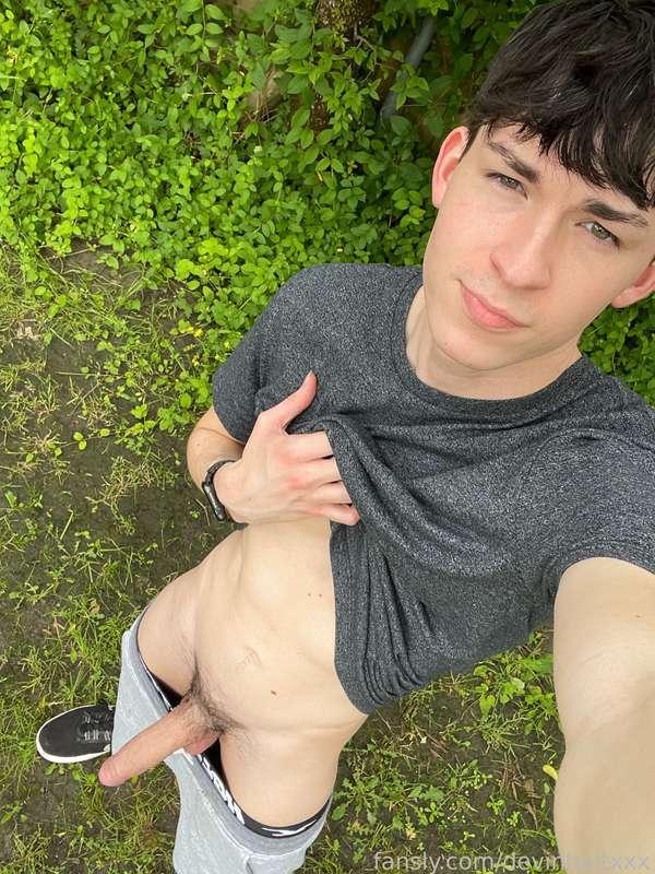 devinholtxxx image #0