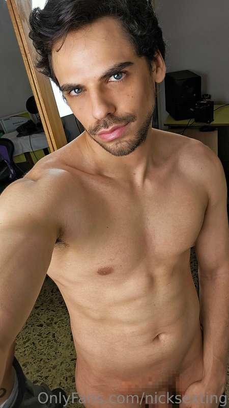 I want to help you shoot your load today babe.  Can I? 🍆💦