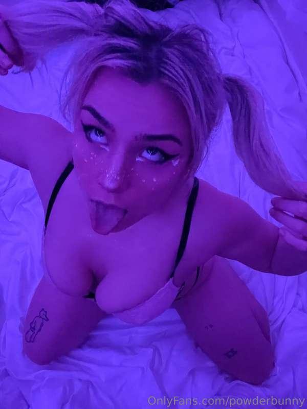 Got some new purple lights that I wanted to try out! What do..