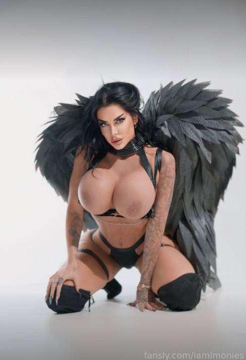 lmonies image #1